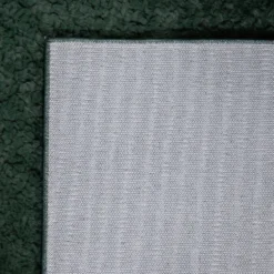 Flauschiger Teppich - Bobby Grün
