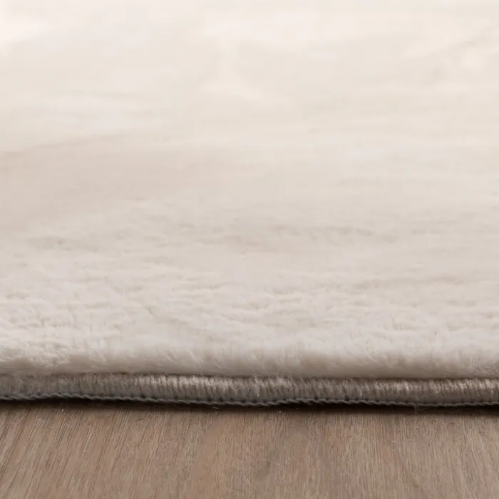 Flauschiger Teppich - Cozy Creme