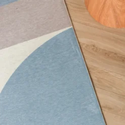 Geometrischer Teppich - Swing Shapes Blau Braun