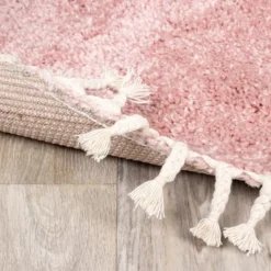 Teppich Hochflor Rund - Lofty Fringe Rosa
