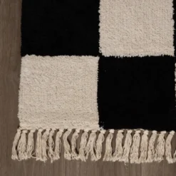 Teppich kariert - Blox Fringe schwarz weiß