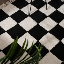 Teppich kariert - Blox Fringe schwarz weiß