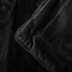 Waschbare Kuscheldecke - Otis Schwarz