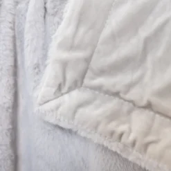 Waschbare Kuscheldecke - Otis Hellgrau