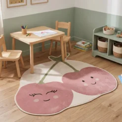 Waschbarer Kinderteppich - Berry Kirschen Rot