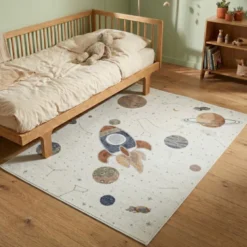 Waschbarer Kinderteppich - Mace Rocket Creme