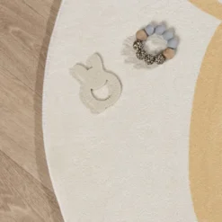 Waschbarer Spielteppich Rund - Sammy Giraffe Gelb